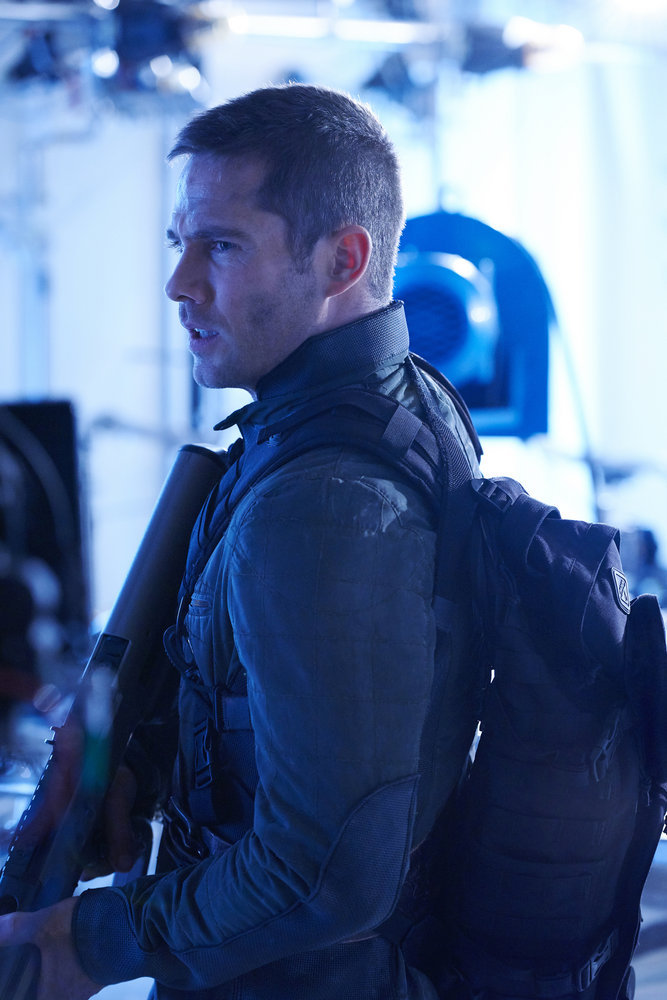 KILLJOYS -- "Dutch and the Real Girl" Episode 201 -- Pictured: Luke Macfarlane as D'Avin -- (Photo by: Steve Wilkie/Syfy/Killjoys II Productions Limited)